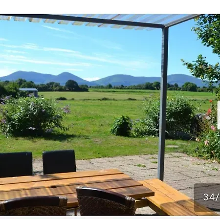 아파트 Annaswood Self Catering Ballylooby