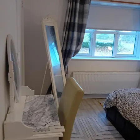 Apartamento Annaswood Self Catering Ballylooby