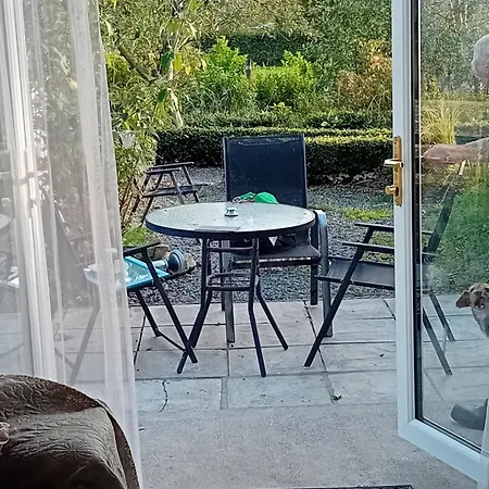 Annaswood Self Catering Apartamento *